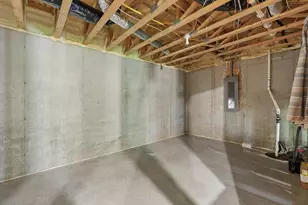 10601 Watersedge Ln, Woodbury, MN 55129 - Photo 39