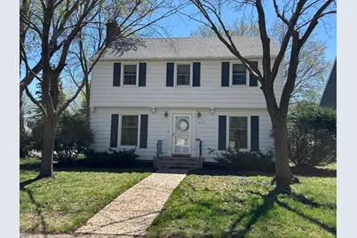 571 E Academy Street, Owatonna, MN 55060 - Photo 1