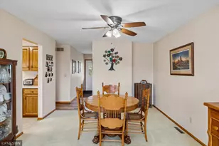 126 Floyd St S, Cannon Falls, MN 55009 - Photo 5
