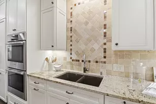 15420 Oakcroft Pl, Minnetonka, MN 55391 - Photo 7