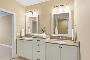 15420 Oakcroft Pl, Minnetonka, MN 55391 - Photo 19