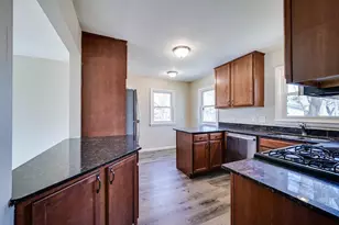 6324 Georgia Ave N, Brooklyn Park, MN 55428 - Photo 11