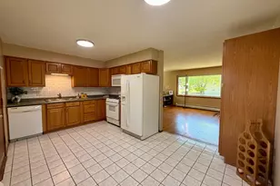 1621 40th St NW, Rochester, MN 55901 - Photo 7
