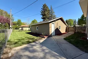 1621 40th St NW, Rochester, MN 55901 - Photo 39