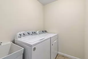910 Emily Ct NE, Montgomery, MN 56069 - Photo 19