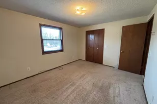 804 Crocker Ave S, Thief River Falls, MN 56701 - Photo 15