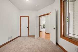 2318 Olivia Ct E, Maplewood, MN 55119 - Photo 21