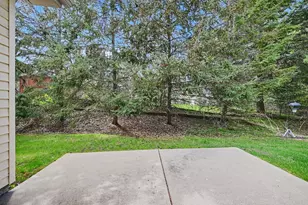 2318 Olivia Ct E, Maplewood, MN 55119 - Photo 27