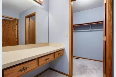 711 Cope Avenue W, Roseville, MN 55113 - Photo 17