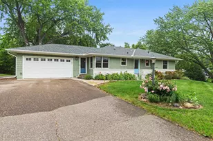 5117 Prescott Dr, Minnetonka, MN 55345 - Photo 11