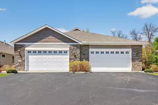 6200 Boulder Ridge Dr, Rockford, MN 55373 - Photo 3