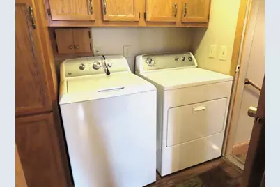 911 Hamilton Avenue NE, Red Lake Falls, MN 56750 - Photo 5