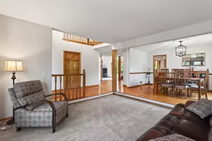 17134 Jonathan Ct, Lakeville, MN 55044 - Photo 7