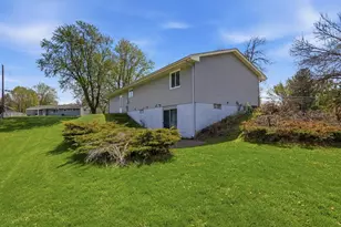 2475 Cedar Ave, White Bear Lake, MN 55110 - Photo 23