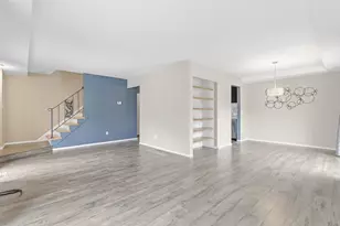 2115 Marquis Rd, Golden Valley, MN 55427 - Photo 7