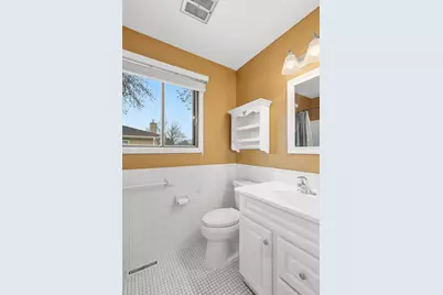 2115 Marquis Road, Golden Valley, MN 55427 - Photo 27