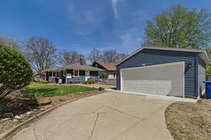 1692 Stanford Ave, Saint Paul, MN 55105 - Photo 29