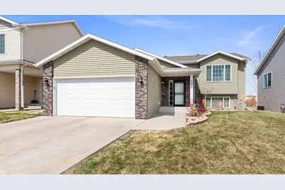 6089 55th Avenue S, Fargo, ND 58104 - Photo 1