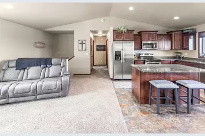 6089 55th Avenue S, Fargo, ND 58104 - Photo 7