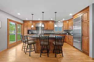 803 Newell Dr, Apple Valley, MN 55124 - Photo 11