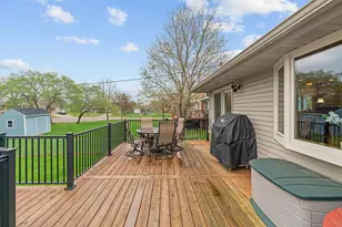 803 Newell Dr, Apple Valley, MN 55124 - Photo 41