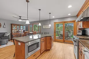 803 Newell Dr, Apple Valley, MN 55124 - Photo 15
