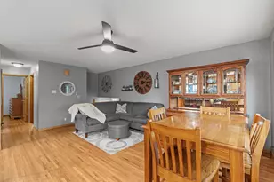 803 Newell Dr, Apple Valley, MN 55124 - Photo 9