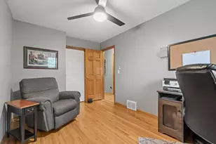 803 Newell Dr, Apple Valley, MN 55124 - Photo 23
