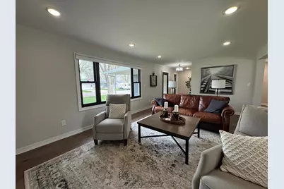 107 W James Avenue, Marshall, MN 56258 - Photo 3