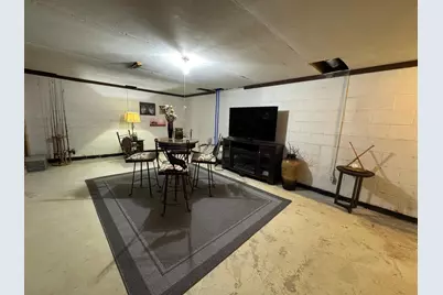 107 W James Avenue, Marshall, MN 56258 - Photo 17