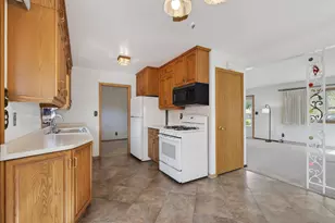 1456 Wilson Ave, Saint Paul, MN 55106 - Photo 17