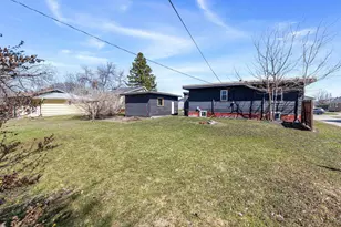 713 13th St N, Moorhead, MN 56560 - Photo 27