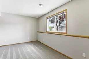 1718 Riverside Dr, Shakopee, MN 55379 - Photo 29