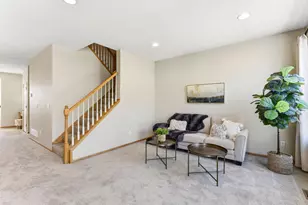 1718 Riverside Dr, Shakopee, MN 55379 - Photo 7