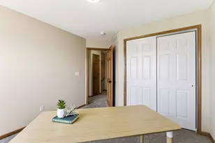 1718 Riverside Dr, Shakopee, MN 55379 - Photo 25