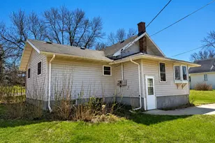 409 5th St NE, Staples, MN 56479 - Photo 3