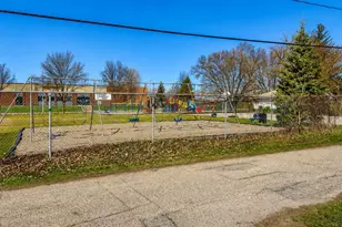 409 5th St NE, Staples, MN 56479 - Photo 5