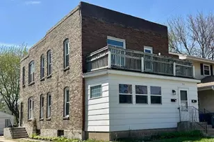 712 6th St NE, Minneapolis, MN 55413 - Photo 1