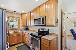 1003 13th Ave SW, Austin, MN 55912 - Photo 13