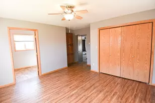 203 E Fletcher Ave, Warren, MN 56762 - Photo 37