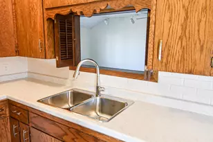 203 E Fletcher Ave, Warren, MN 56762 - Photo 25