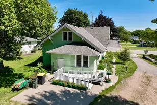 308 S 13th St, Olivia, MN 56277 - Photo 23