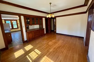 308 S 13th St, Olivia, MN 56277 - Photo 5
