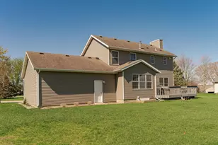 744 Jefferson Ave SW, Eyota, MN 55934 - Photo 21