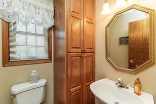744 Jefferson Ave SW, Eyota, MN 55934 - Photo 15