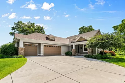 15 Hawthorne Court, North Oaks, MN 55127 - Photo 1