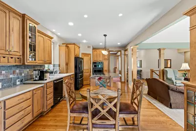 15 Hawthorne Court, North Oaks, MN 55127 - Photo 21