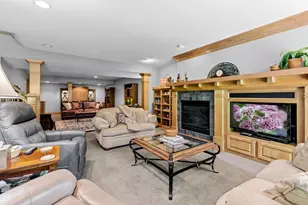 15 Hawthorne Ct, North Oaks, MN 55127 - Photo 37