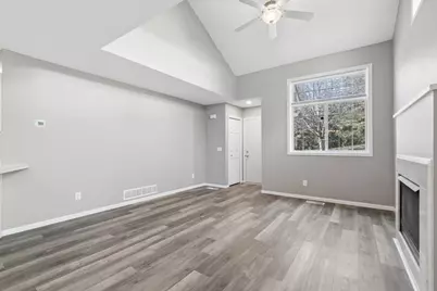 8981 Spring Lane, Woodbury, MN 55125 - Photo 7