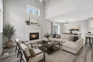 8981 Spring Ln, Woodbury, MN 55125 - Photo 5